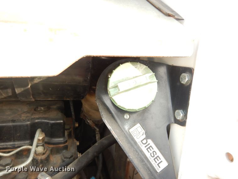 image for item DI6911 2001 Bobcat 963  skid steer loader