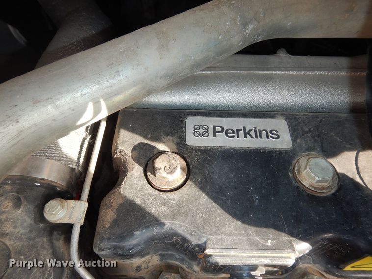 image for item DI6911 2001 Bobcat 963  skid steer loader