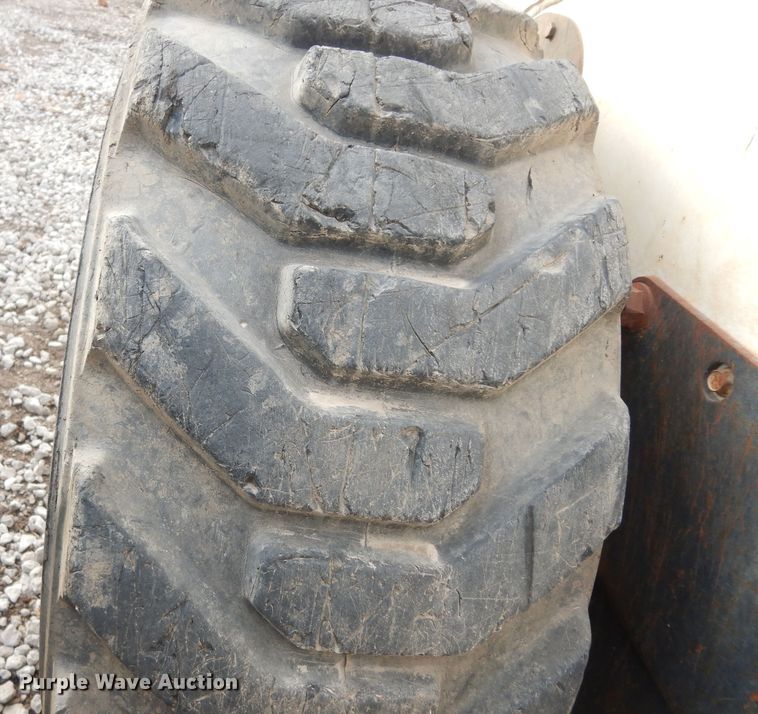 image for item DI6911 2001 Bobcat 963  skid steer loader