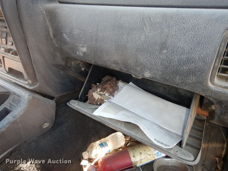 image for item DI6934 1997 Geo Tracker