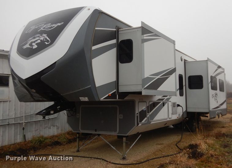 image for item DI6972 2018 Open Range 427BHS  camper