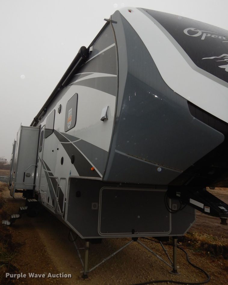 image for item DI6972 2018 Open Range 427BHS  camper