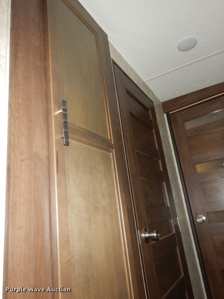 image for item DI6972 2018 Open Range 427BHS  camper