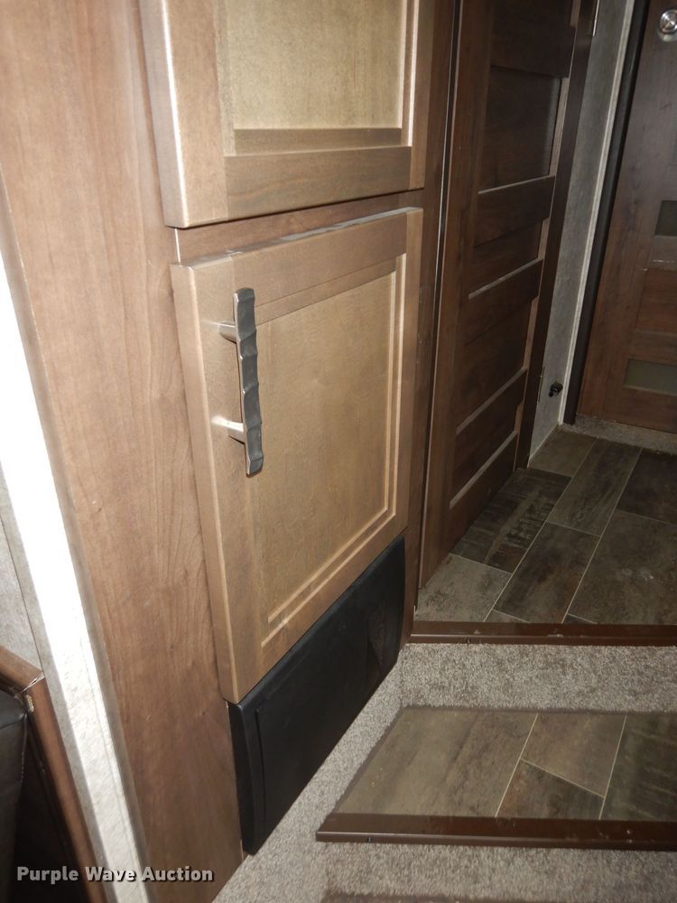 image for item DI6972 2018 Open Range 427BHS  camper