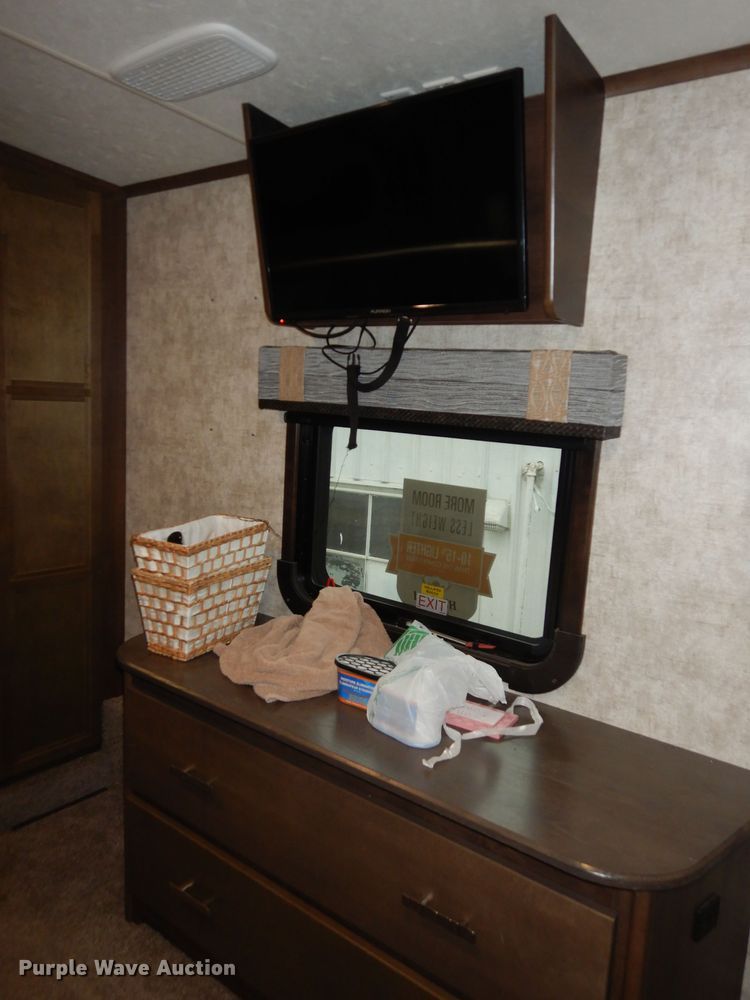 image for item DI6972 2018 Open Range 427BHS  camper