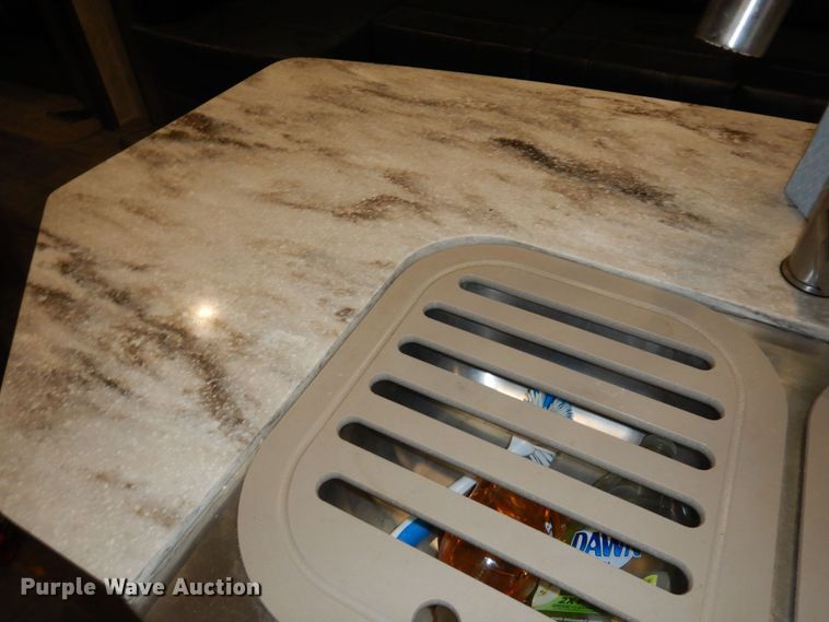 image for item DI6972 2018 Open Range 427BHS  camper