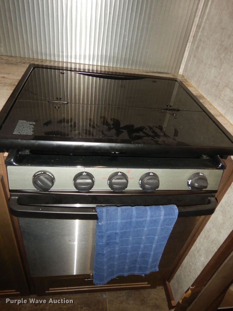 image for item DI6972 2018 Open Range 427BHS  camper