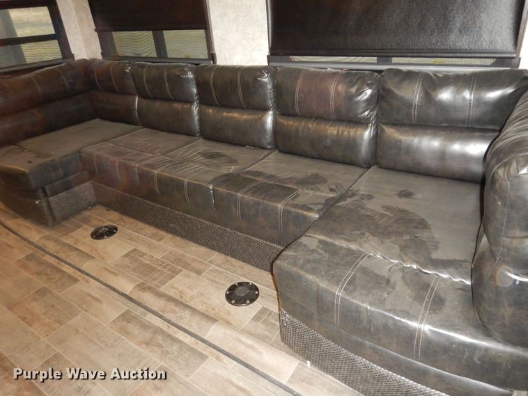 image for item DI6972 2018 Open Range 427BHS  camper