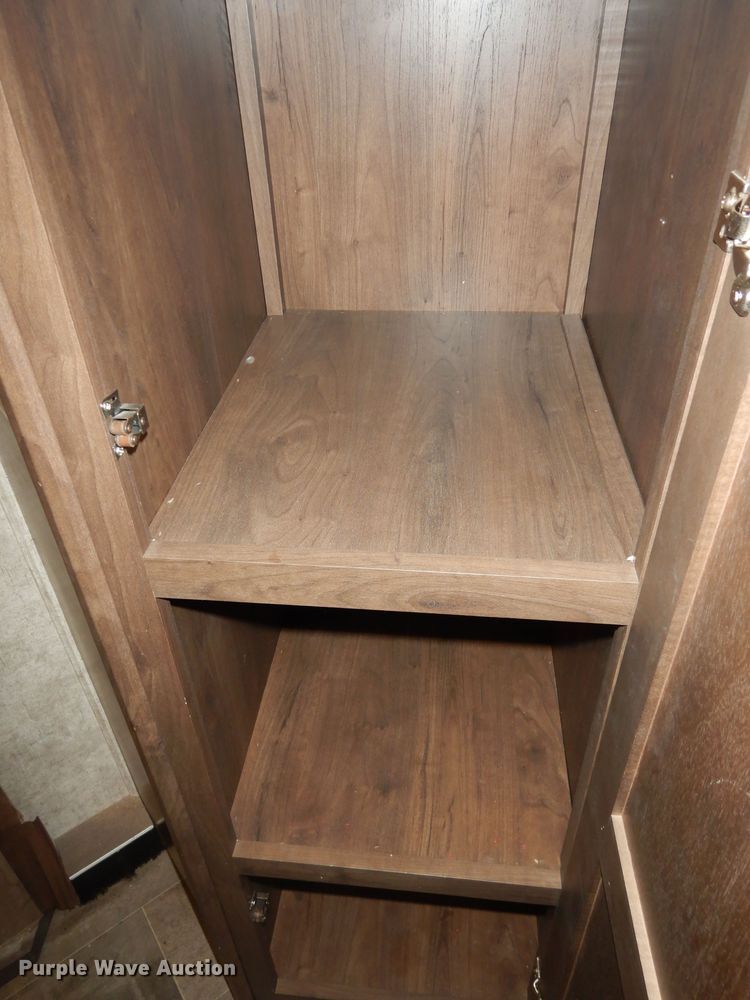 image for item DI6972 2018 Open Range 427BHS  camper