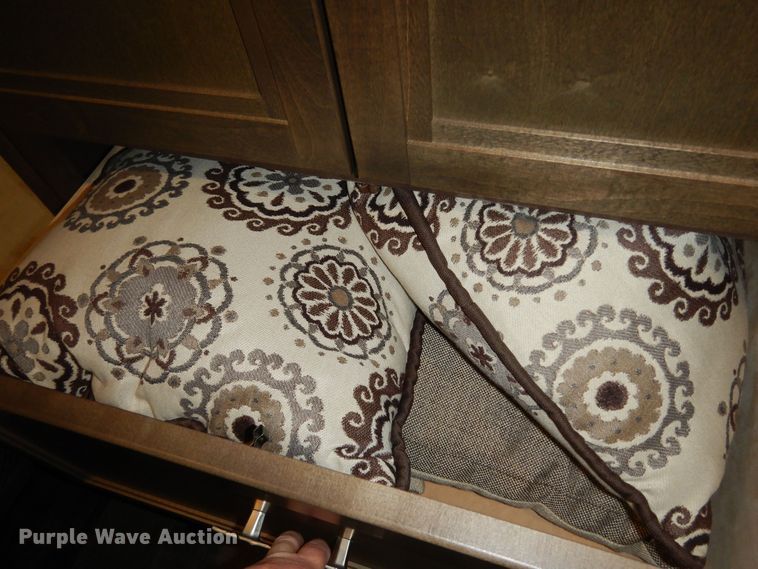 image for item DI6972 2018 Open Range 427BHS  camper