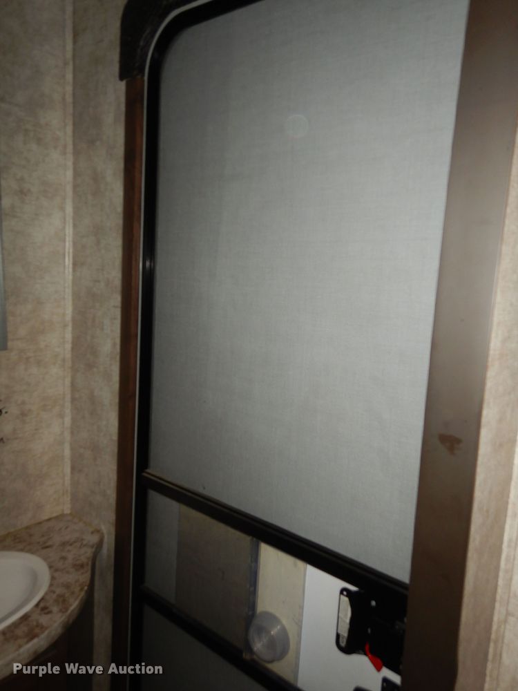 image for item DI6972 2018 Open Range 427BHS  camper