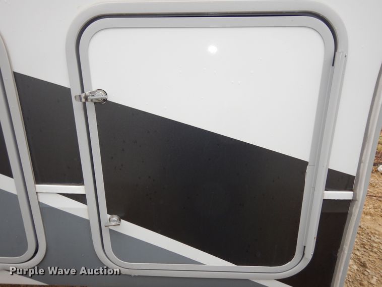 image for item DI6972 2018 Open Range 427BHS  camper