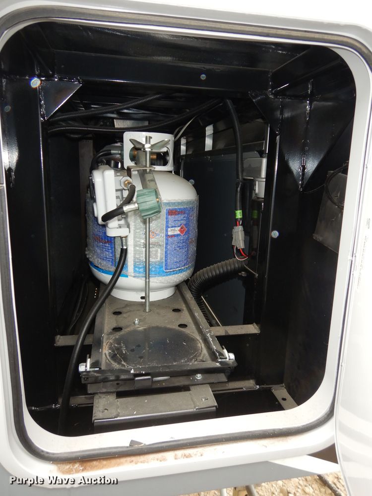 image for item DI6972 2018 Open Range 427BHS  camper