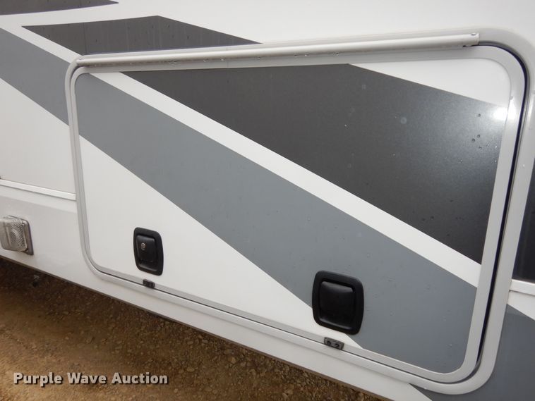 image for item DI6972 2018 Open Range 427BHS  camper