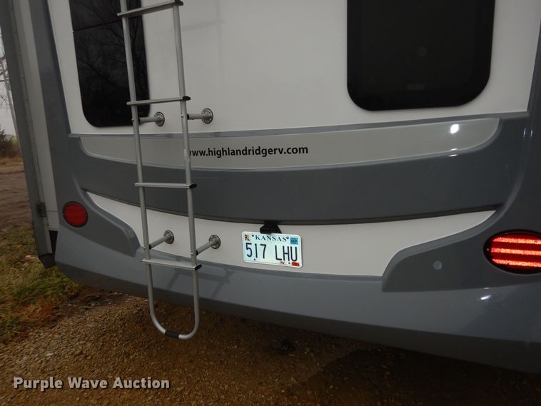 image for item DI6972 2018 Open Range 427BHS  camper