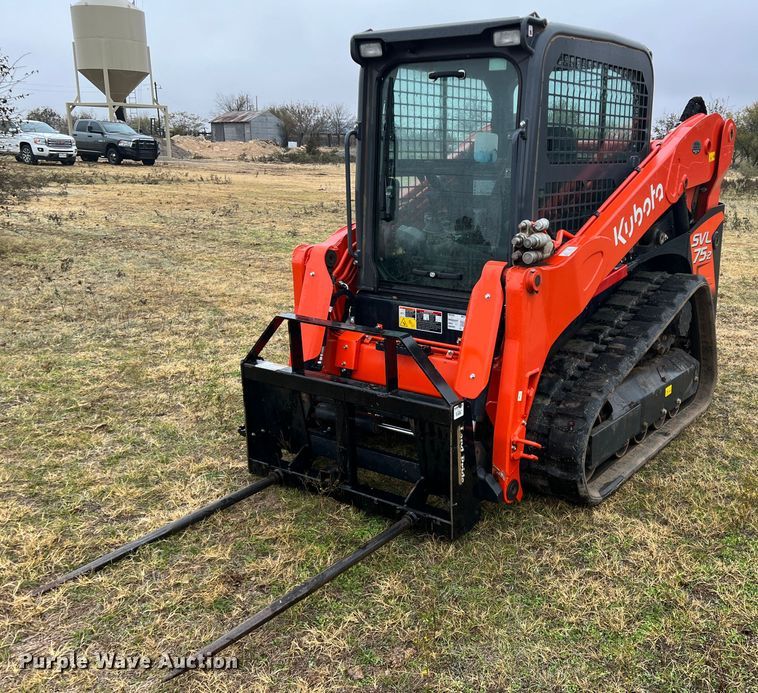 image for item DK7179 2021 Kubota SVL75-2  tracked skid steer loader