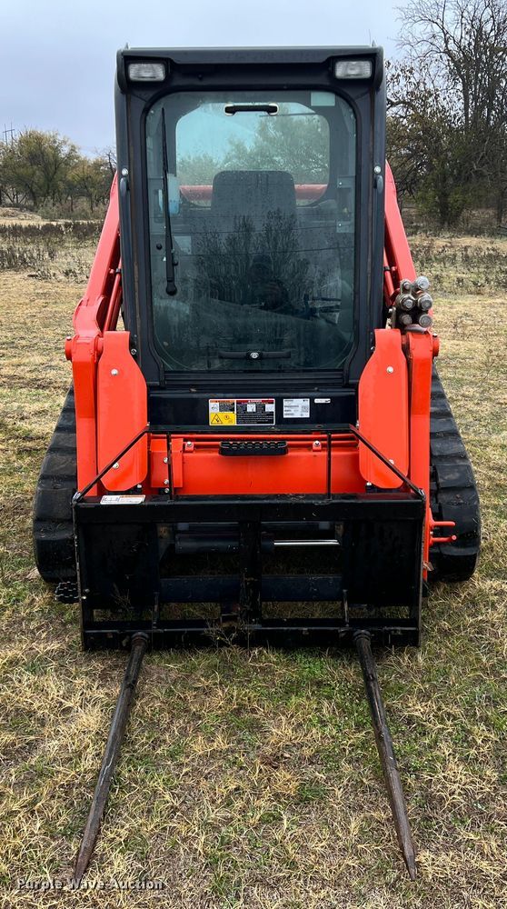 image for item DK7179 2021 Kubota SVL75-2  tracked skid steer loader