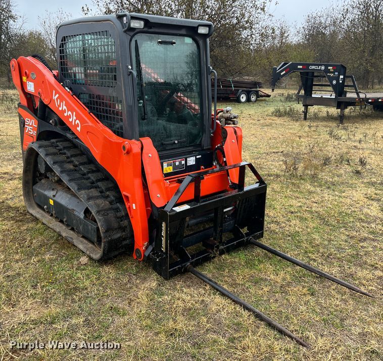 image for item DK7179 2021 Kubota SVL75-2  tracked skid steer loader