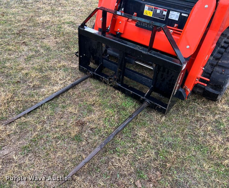 image for item DK7179 2021 Kubota SVL75-2  tracked skid steer loader