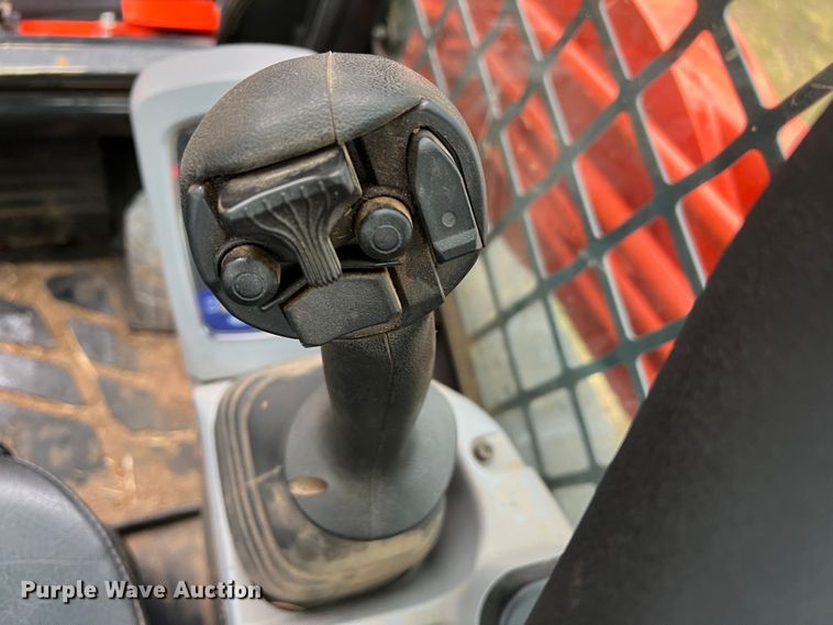 image for item DK7179 2021 Kubota SVL75-2  tracked skid steer loader