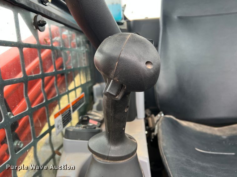 image for item DK7179 2021 Kubota SVL75-2  tracked skid steer loader