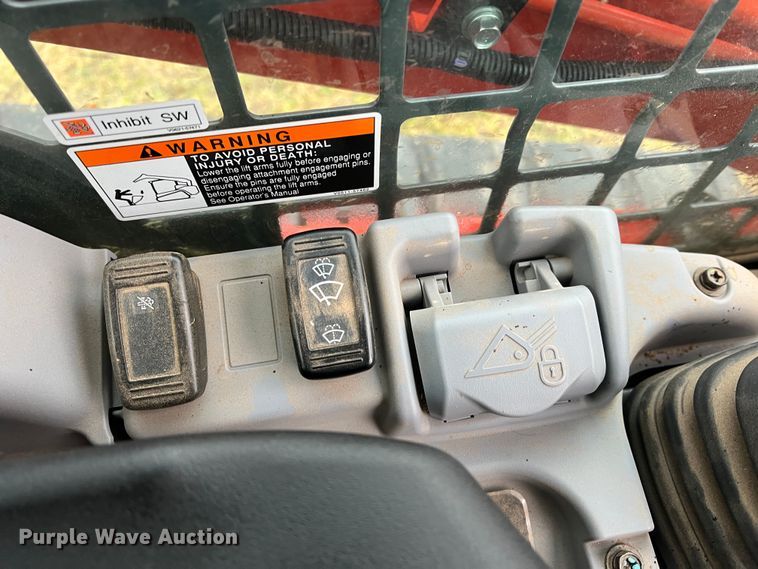 image for item DK7179 2021 Kubota SVL75-2  tracked skid steer loader