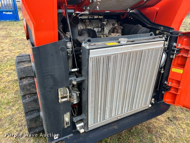 image for item DK7179 2021 Kubota SVL75-2  tracked skid steer loader