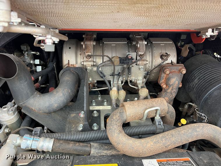 image for item DK7179 2021 Kubota SVL75-2  tracked skid steer loader