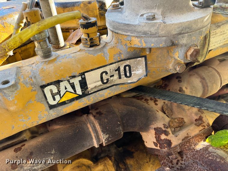 image for item DK7182 Caterpillar C-10  engine