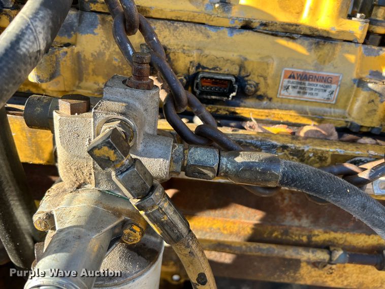 image for item DK7182 Caterpillar C-10  engine