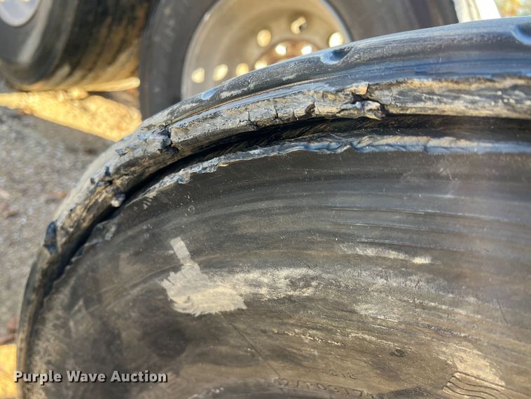 image for item DK7183 (8) wheels and tires