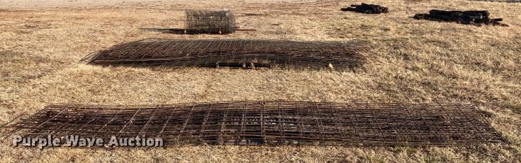 image for item DL2264 Fencing materials