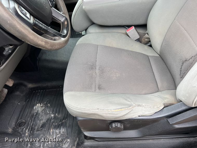 image for item DM2530 2017 Ford F350 Super Duty  bale bed pickup truck