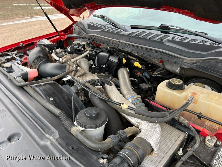 image for item DM2530 2017 Ford F350 Super Duty  bale bed pickup truck