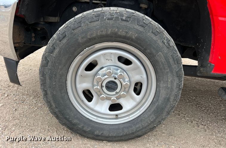 image for item DM2530 2017 Ford F350 Super Duty  bale bed pickup truck