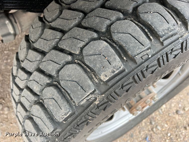 image for item DM2530 2017 Ford F350 Super Duty  bale bed pickup truck