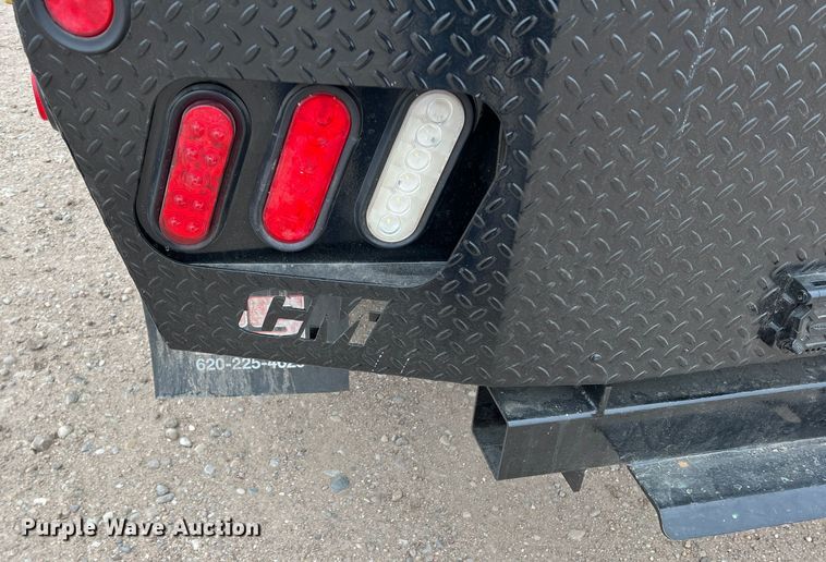 image for item DM2531 2017 Ford  F350 Super Duty  flatbed pickup truck