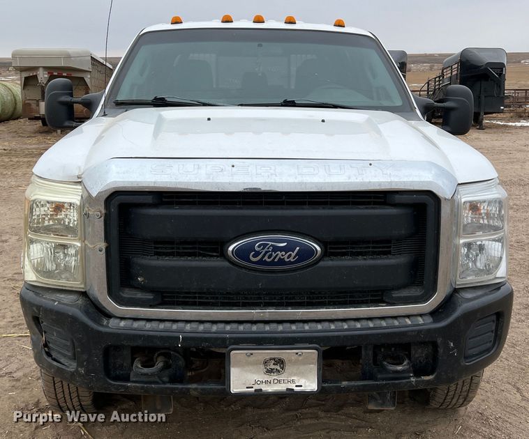 image for item DM2539 2016 Ford F350 Super Duty  Crew Cab pickup truck