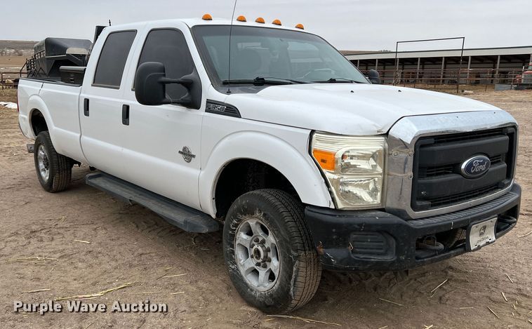 image for item DM2539 2016 Ford F350 Super Duty  Crew Cab pickup truck