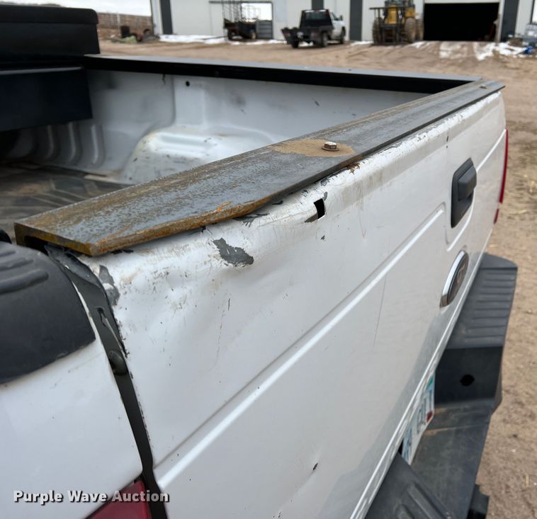 image for item DM2539 2016 Ford F350 Super Duty  Crew Cab pickup truck