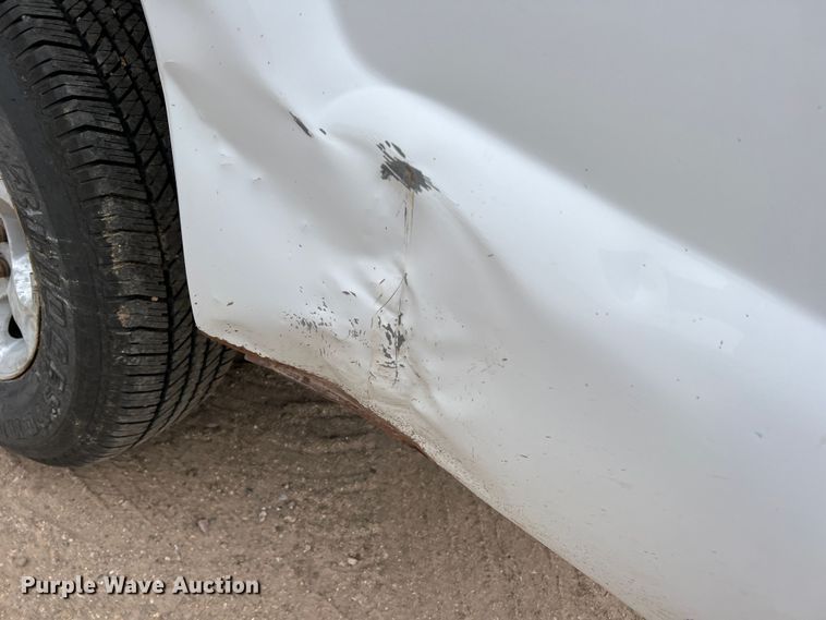 image for item DM2539 2016 Ford F350 Super Duty  Crew Cab pickup truck