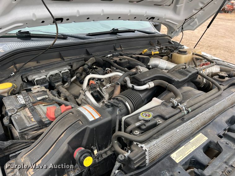 image for item DM2539 2016 Ford F350 Super Duty  Crew Cab pickup truck