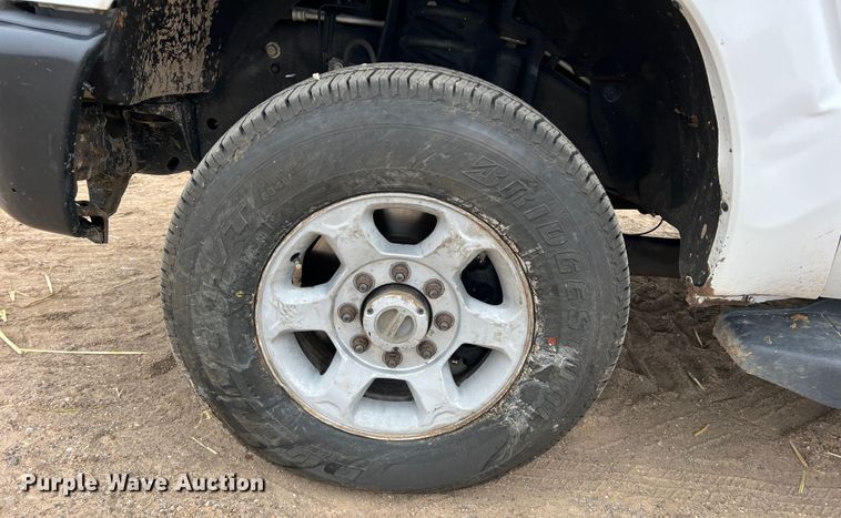 image for item DM2539 2016 Ford F350 Super Duty  Crew Cab pickup truck