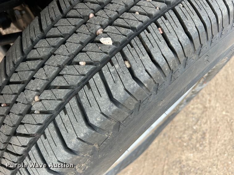 image for item DM2539 2016 Ford F350 Super Duty  Crew Cab pickup truck