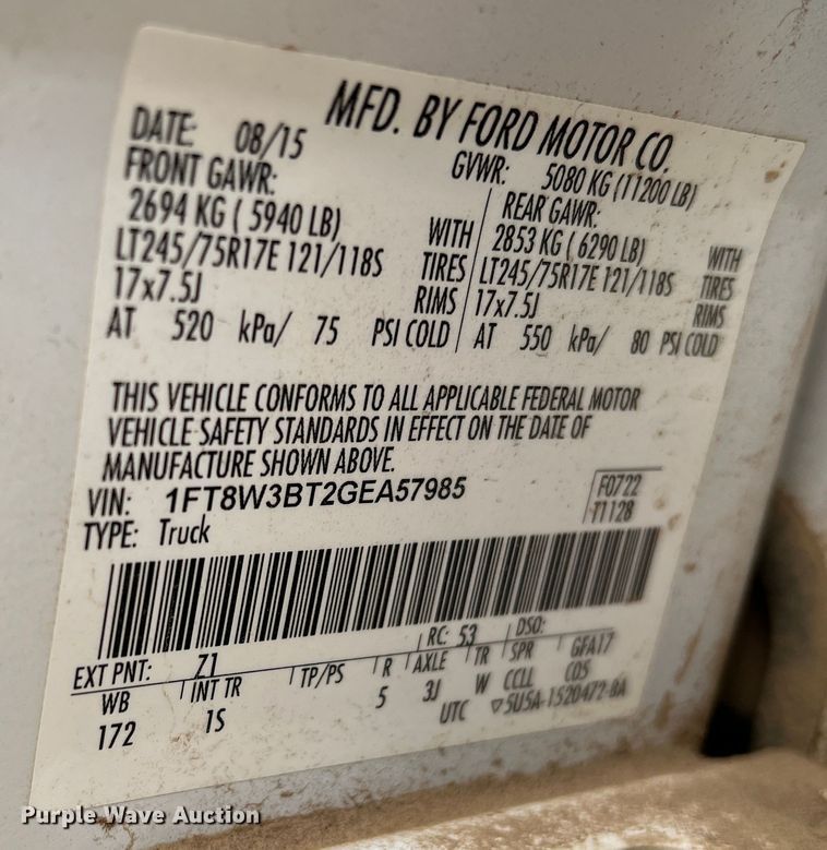 image for item DM2539 2016 Ford F350 Super Duty  Crew Cab pickup truck