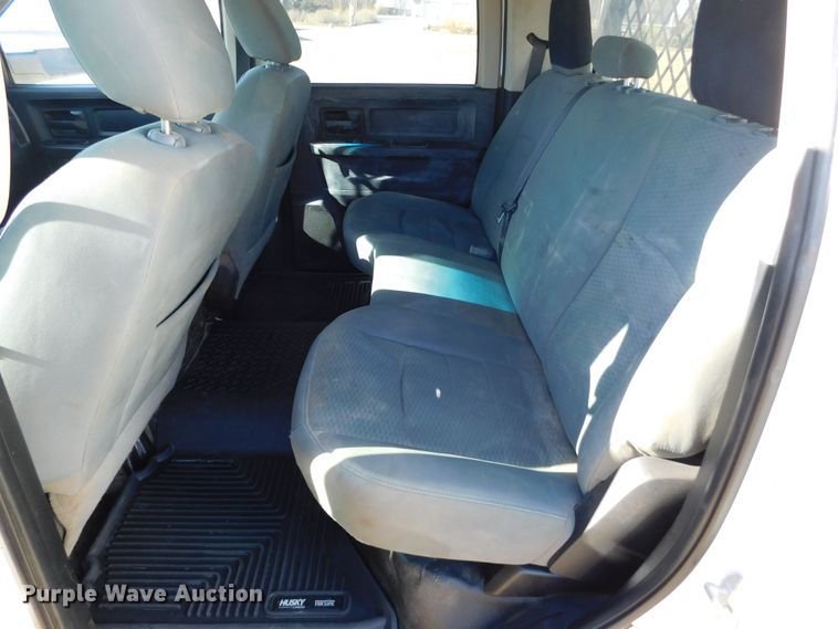 image for item DM2549 2013 Dodge Ram 5500  Crew Cab flatbed truck