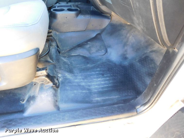 image for item DM2549 2013 Dodge Ram 5500  Crew Cab flatbed truck