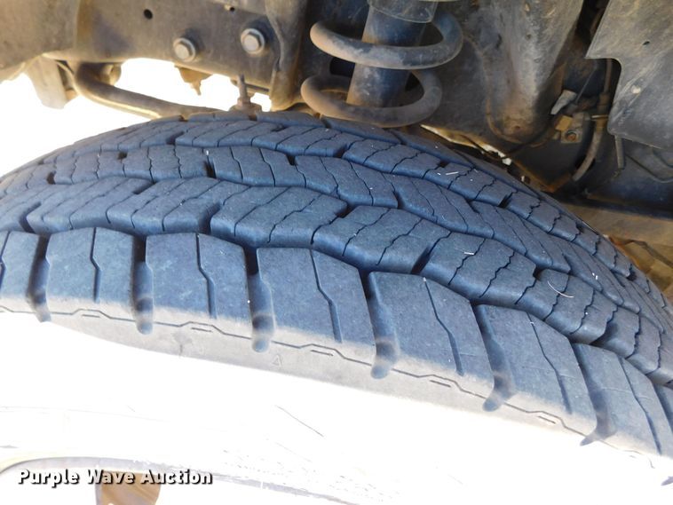 image for item DM2549 2013 Dodge Ram 5500  Crew Cab flatbed truck