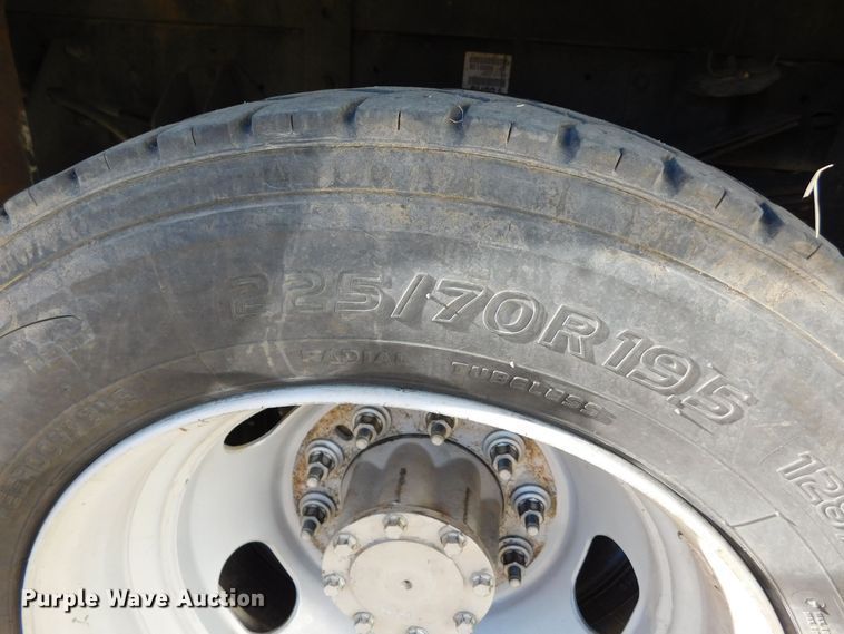 image for item DM2549 2013 Dodge Ram 5500  Crew Cab flatbed truck