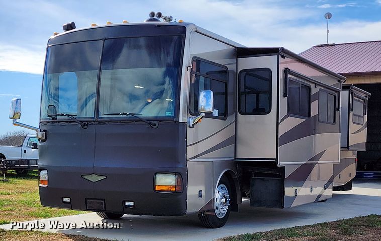 image for item DM4848 2004 Fleetwood  RV